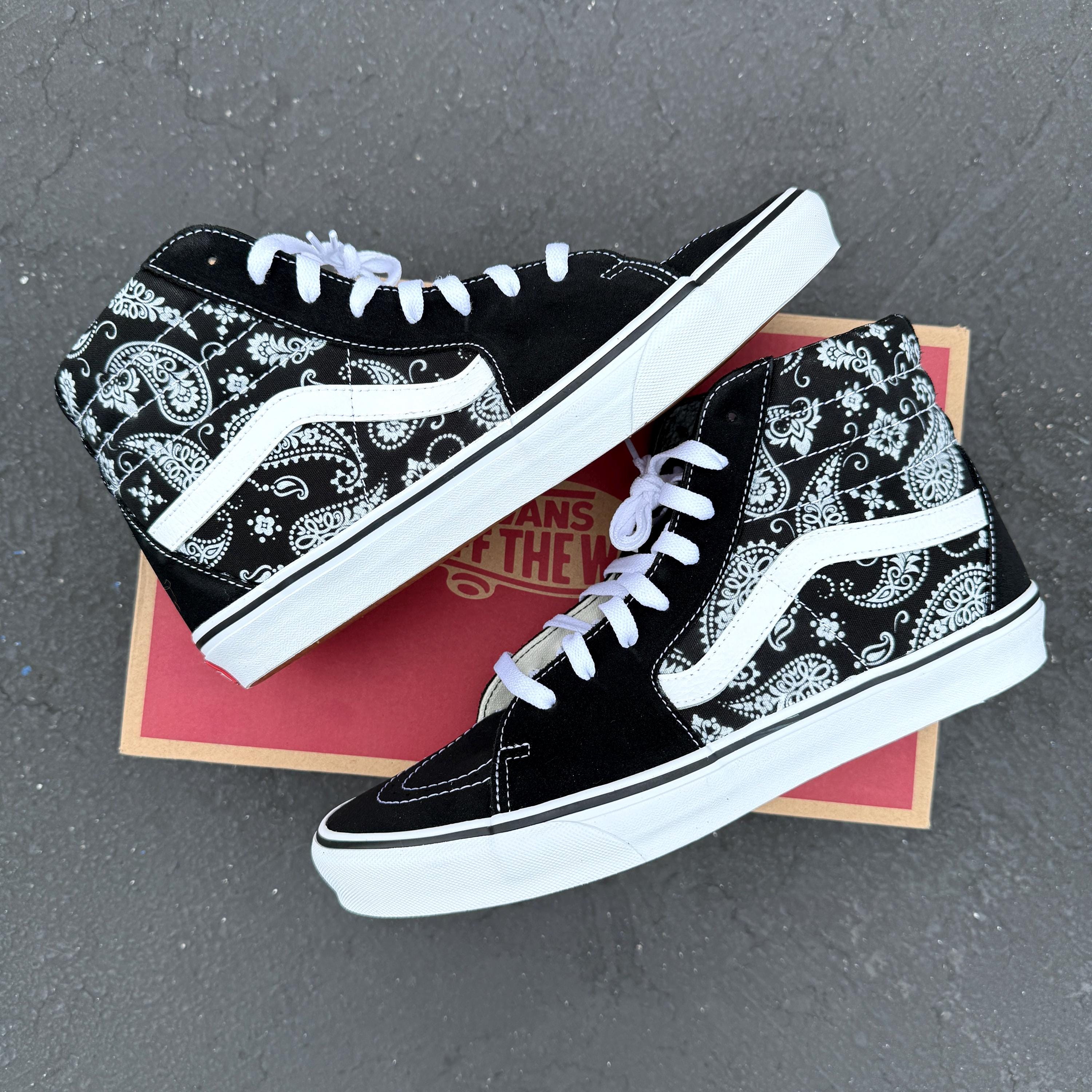 Vans Sk8-Hiシューズにバンダナペイズリープリント - レディース 