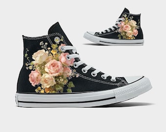 Verträumtes Blumen Rosenbouquet auf schwarzen Chuck Taylor High Top Schuhen