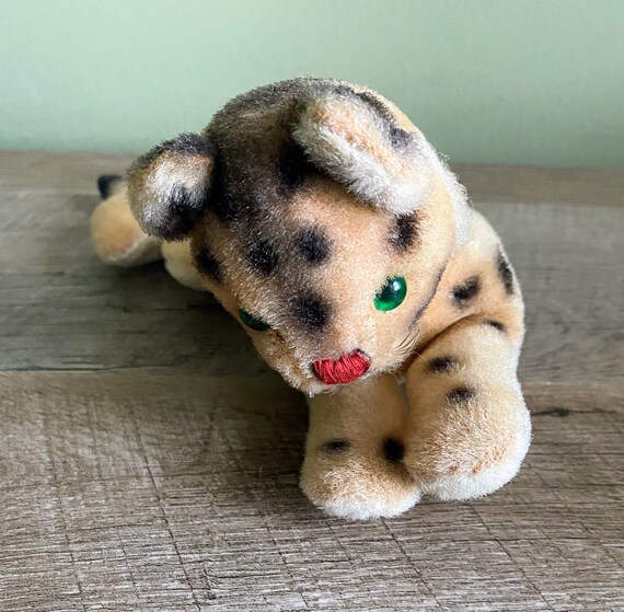 Vintage 1960s to 1970s R. Dakin Co. Dream Pets Leopard/cat/lioness