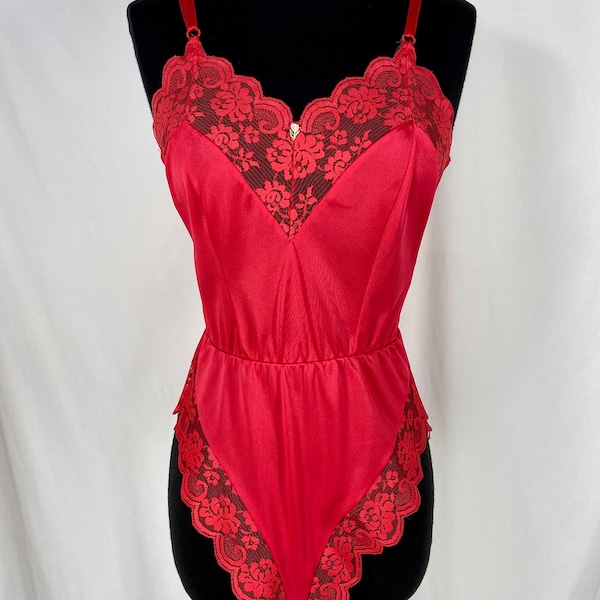 Vintage Red Lace Teddie Bodysuit JCPenney Fantasia Size 32
