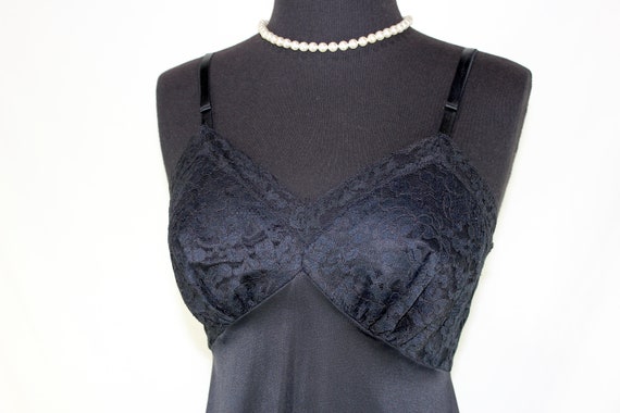 Vintage Vanity Fair Black Full Slip Lace Bust 32 - image 1