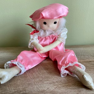 Poter Girl Wind Up Musical Doll Pink Fur Elise Moves Head Works