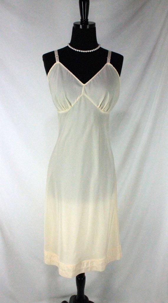 Vintage Lady Lynne Full Slip Pale Peach Chiffon N… - image 2