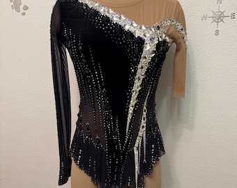Exquisite Rhythmic Gymnastics Leotard with Rhinestones