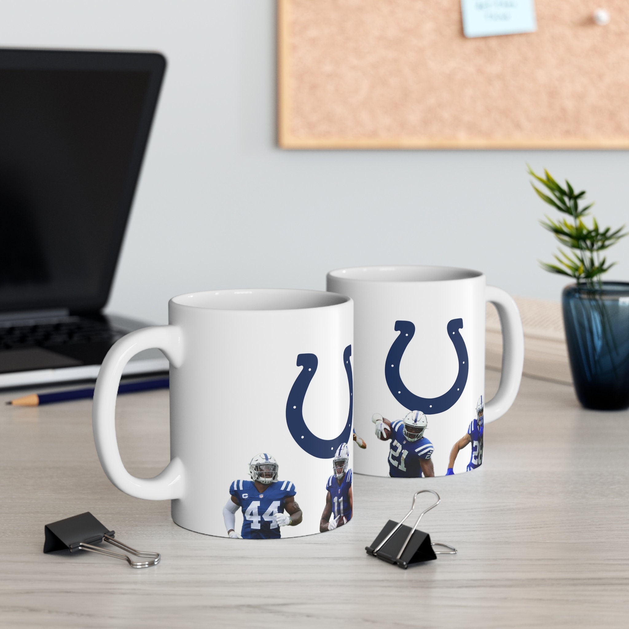 Boelter 8886020956 Indianapolis Colts Spirit Style Coffee Mug - 17 oz