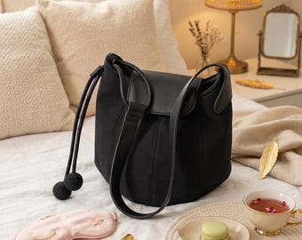 Mockaväska, axelväska i mjukt läder, minimalistisk handväska