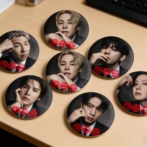 BTS ARMY Fan Support Badges and Keychains, BTS Member Individual Badges, Mirror Keychains and Brooches, A Must-Have for Fangirls