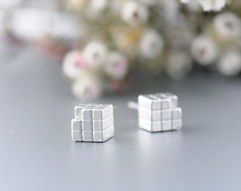 Rubik Cube Post Earrings in Silver. Silver Rubik Cube Earrings. Retro Earrings. 80s Jewelry. Geometric Earrings.