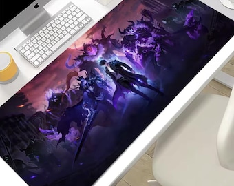 Solo Leveling XL Mouse Pad – Sung Jin Woo Shadow Monarch Desk Mat