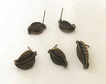 20pcs  antique bronze leaves Stud earrings base 11mmx16mm