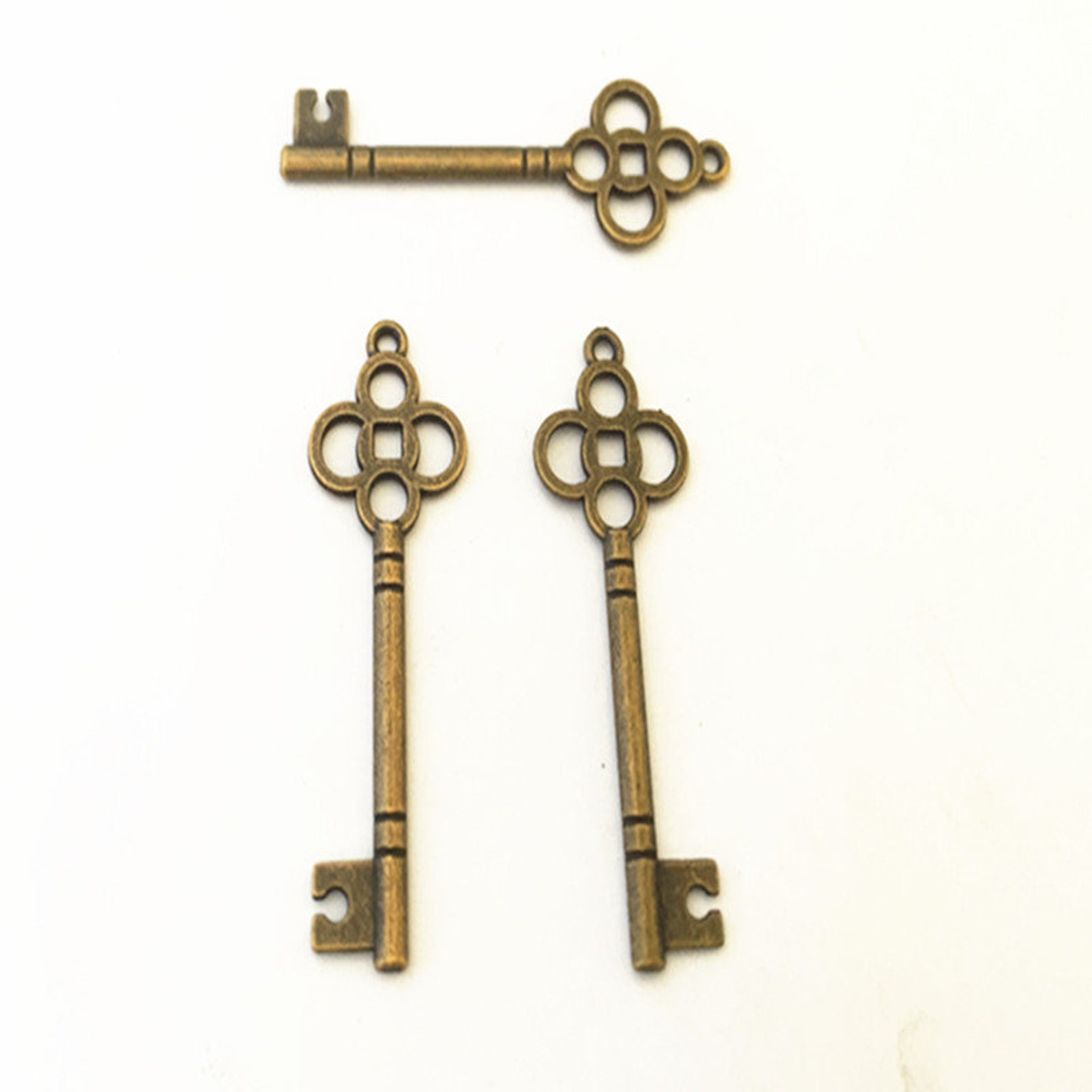 20pcs antique bronze Key pendant Charms 15mmx46mm Etsy