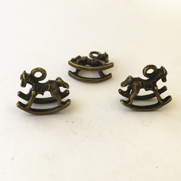 20pcs antique bronze Trojan Charms 13mmx15mm