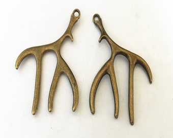 10pcs of Antique bronze deer antlers pendant charm 40mmx52mm