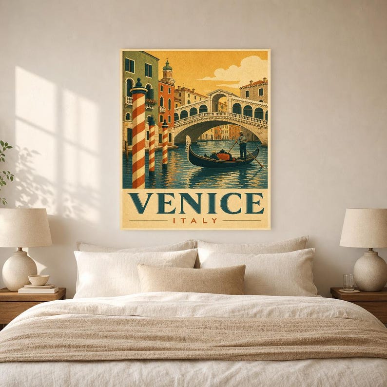 Venice Gondola Vintage 70s image 6
