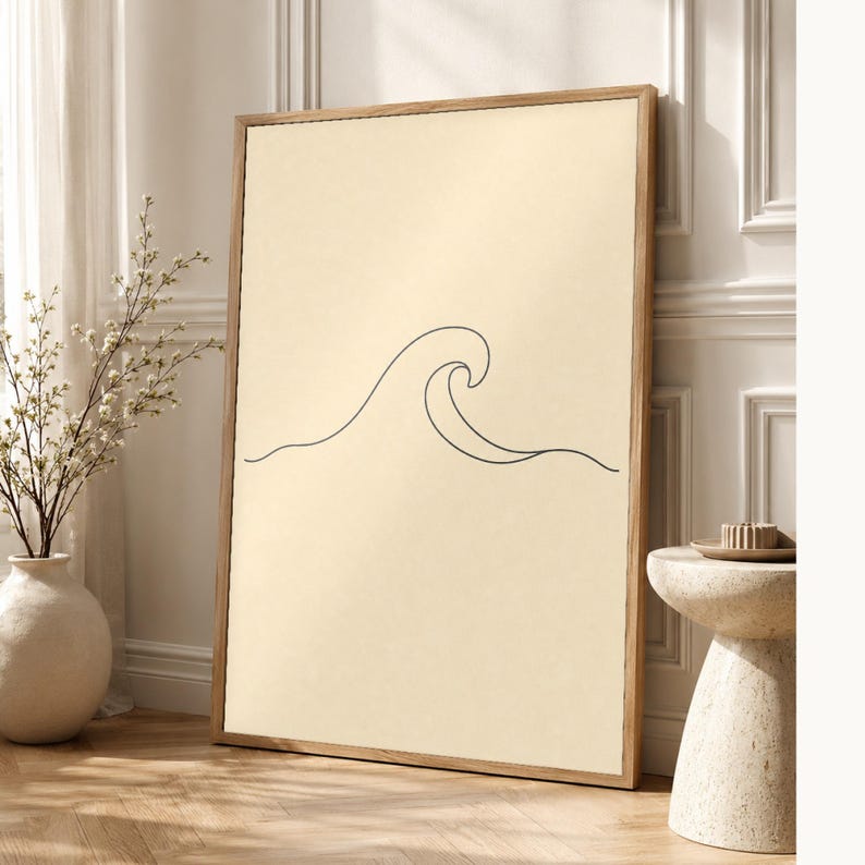 Väggkonsttryck med havsvågor på en linje | Minimalistisk linjekonsttryck | Abstrakt vågposter | Japandi beige kustdekor | Skandinavisk bild 1