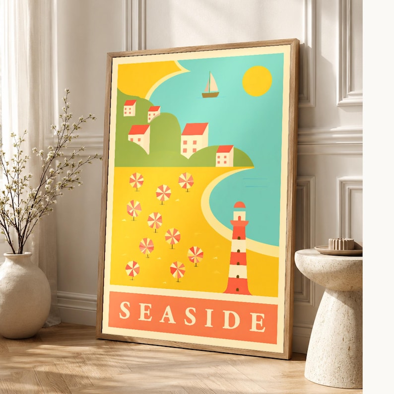 Zestaw grafik ściennych „Saffron Coastal Travel” | Plakat retro z plażą | Wydruk w galerii Seaside zdjęcie 1