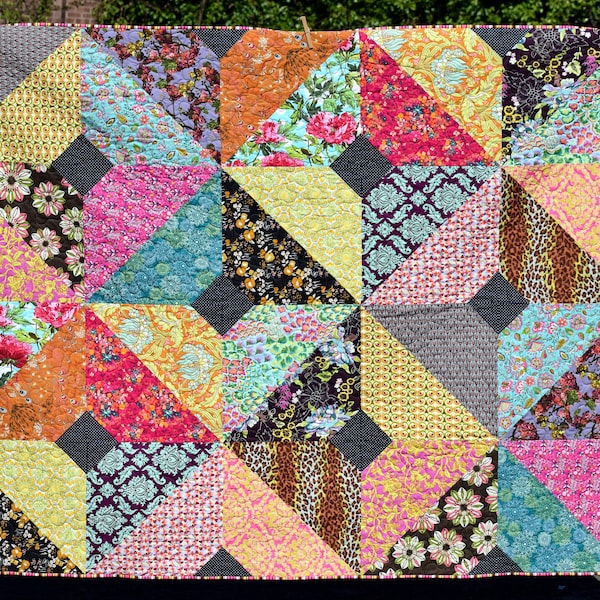 PDF Pattern: Autumn Boho Quilt (2 sizes)