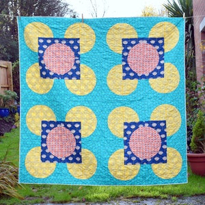 PDF Pattern: 'Hippy Blush' Quilt