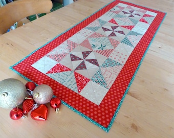 PDF Pattern: Festive Stars Table Runner