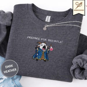 Vorbereiten für Beeyattle Sweatshirt, Prepotente Shirt, DCC Fanbekleidung, LitRPG Booktok Rundhalsausschnitt, Fantasy Gamer Geschenk, Dungeon Crawler Carl Bild 8