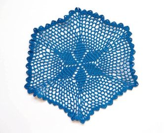 Blue Circle Crochet doily, hand dyed vintage round Doily FREE SHIPPING
