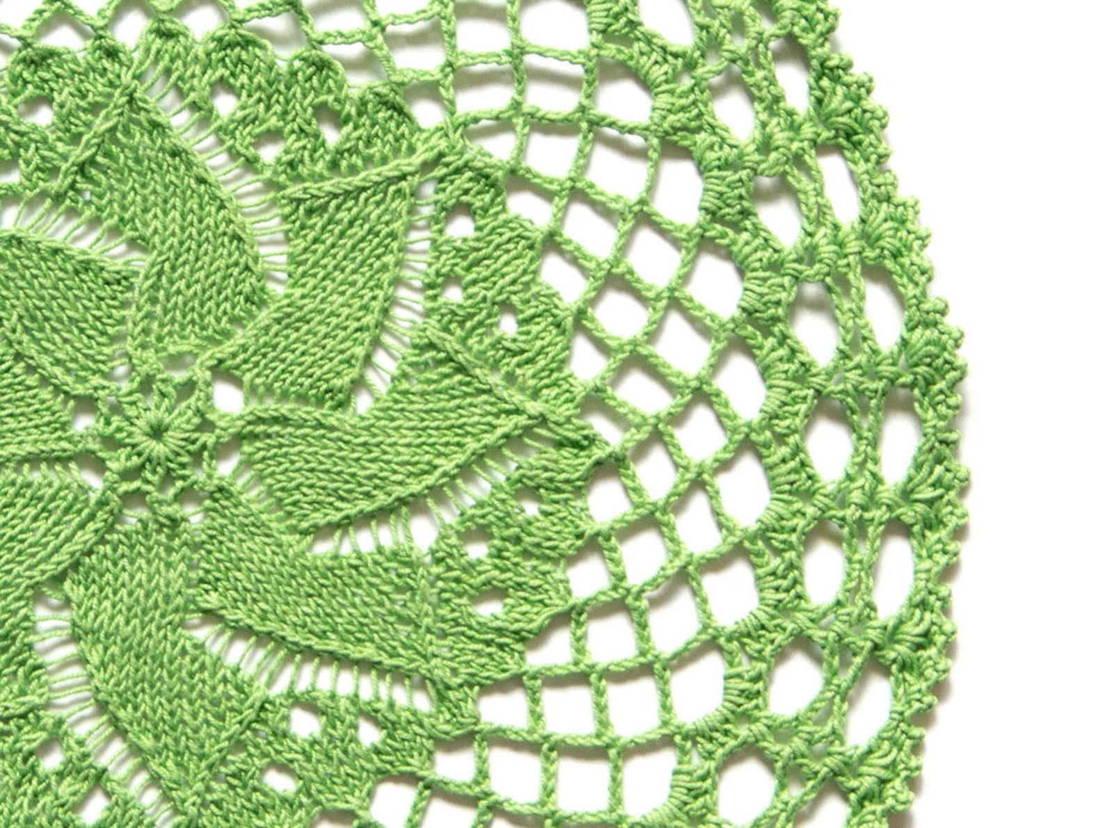 Bright Green Circle Crochet Doily Hand Dyed Vintage Round Etsy