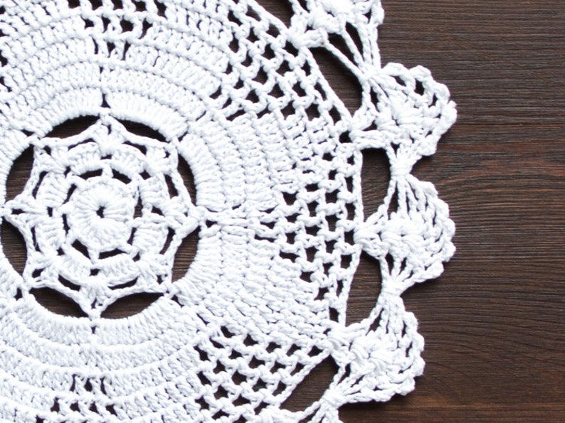 White Circle Crochet doily, vintage round Doily FREE SHIPPING image 2