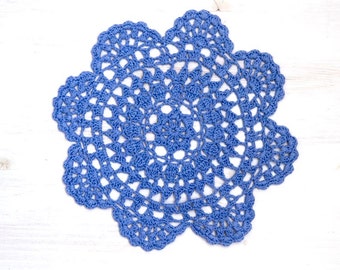 Lavender Circle Crochet doily, hand dyed vintage round Doily FREE SHIPPING