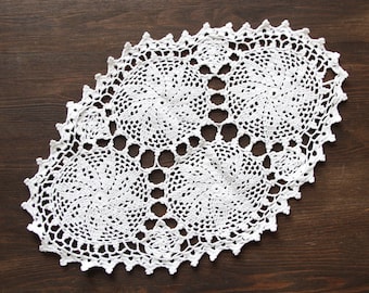 White oval Crochet doily vintage Doily FREE SHIPPING shabby country chic table decor