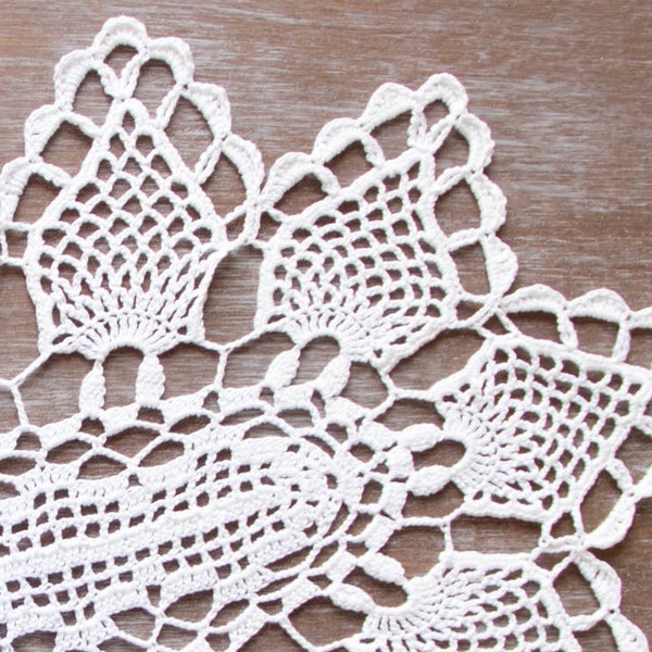 White Oval Crochet Doily Vintage Doily  Crochet decoration