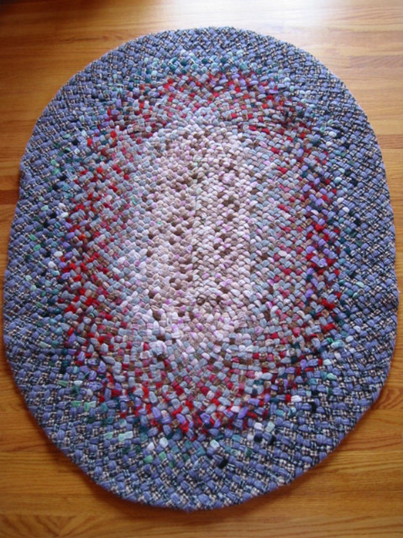 Vintage hand braided rug/mat/bench cover/wall hanging . . Etsy