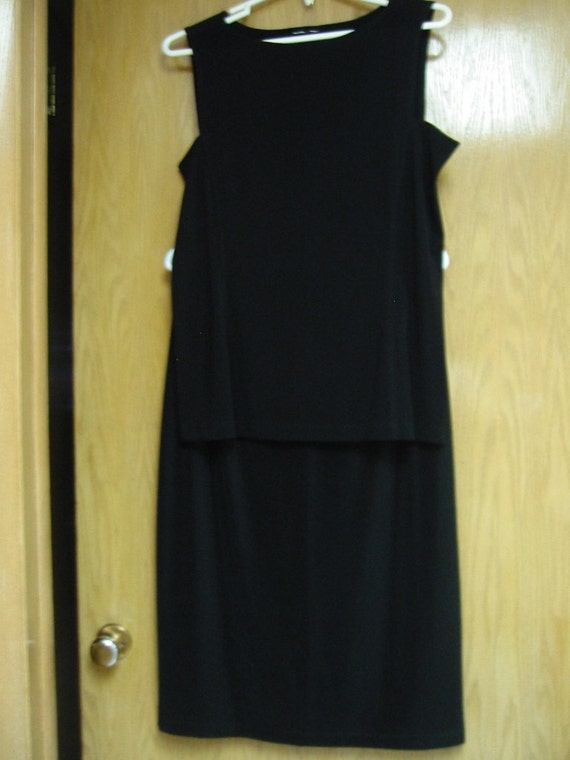 black 'Willi Smith' top and skirt - size large