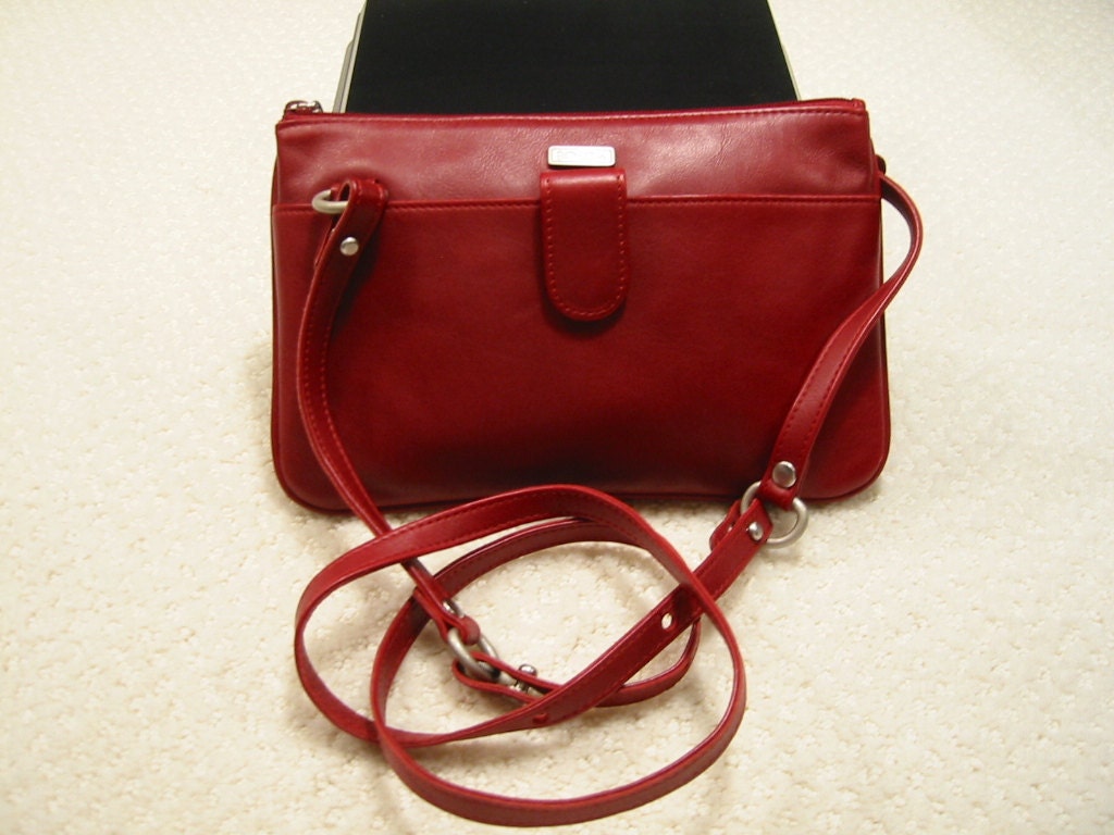 Leather handbag Metrocity Red in Leather - 30808790