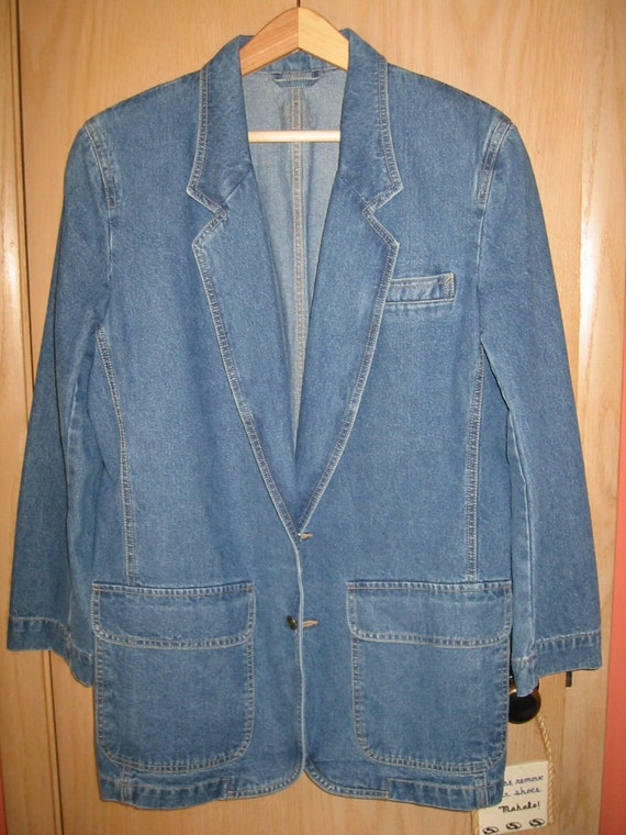 vintage Lizwear denim blazer size 8 never worn