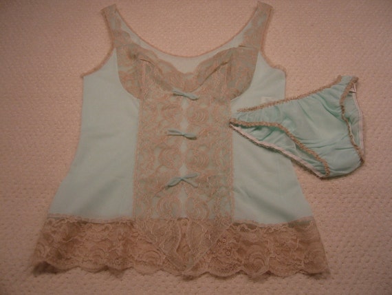 vintage mint green Vassarette camisole & bikinis s
