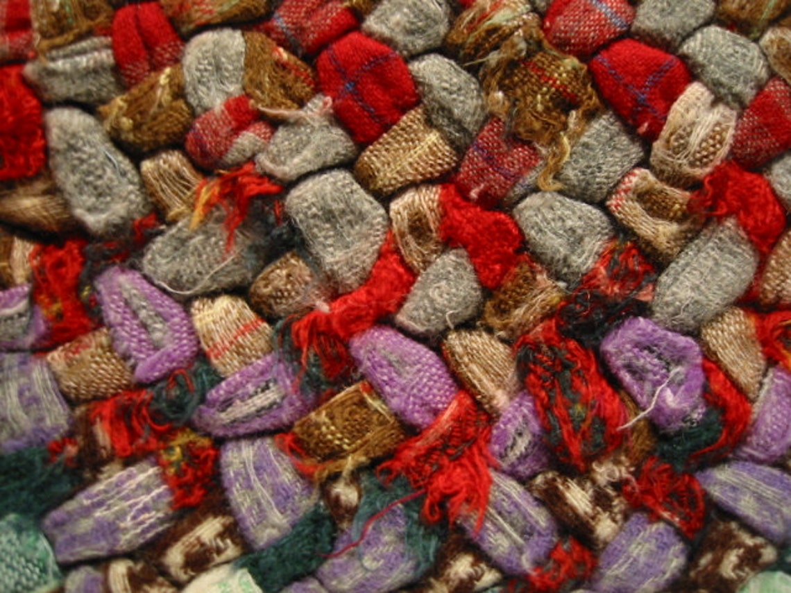 Vintage hand braided rug/mat/bench cover/wall hanging . . Etsy