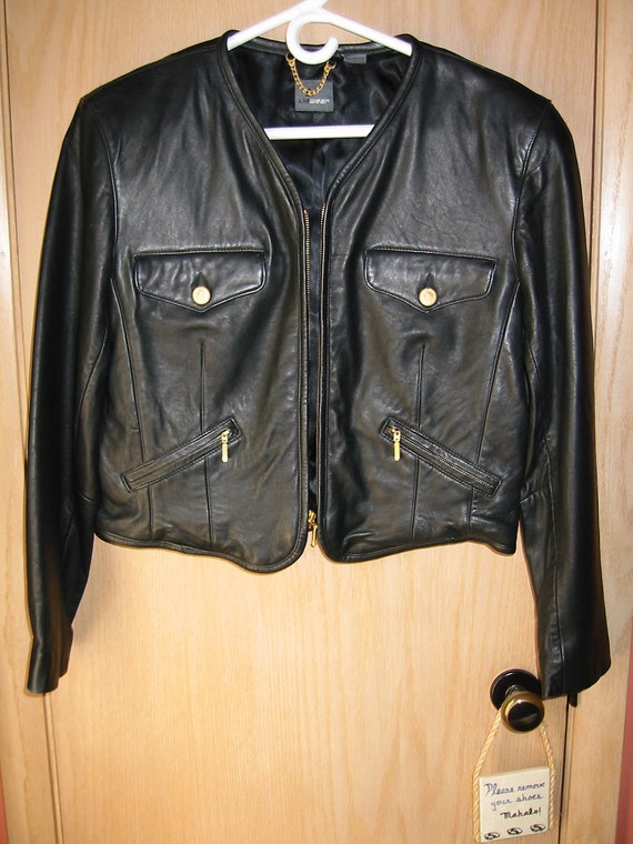 black leather Lizwear jacket - size M