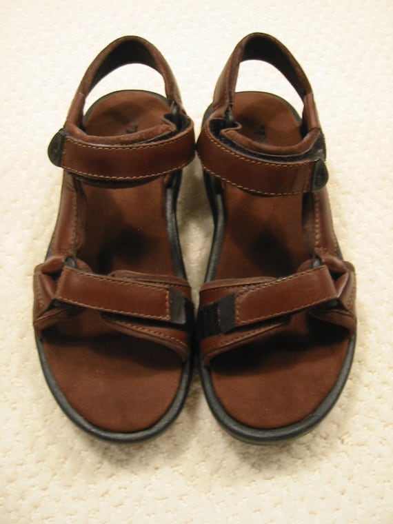 teva pretty rugged sandals