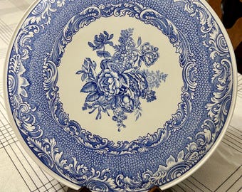 Talerz na ciasto „Byron Groups” z kolekcji Vintage Spode Blue Room