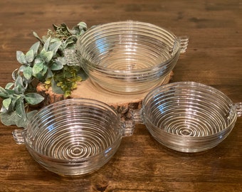 Vintage Manhattan Wing Tip gesloten handvat Bowl | Art Deco | MCM Mid Century Modern | Anker Hocking | Salade dessert | Depressie Glas