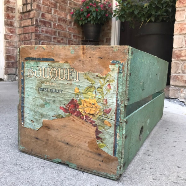 Vintage Wooden Flower Crate | Farmhouse Style | Rustic | Shabby Chic | Garden Patio Display | Planter | Shelf Side Table | vintage decor