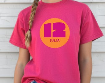 Mädchen Teenager Geburtstag T-Shirt  personalisiert mit Name und Alter. Mädchen Geschenk. Kinder Outfit.
