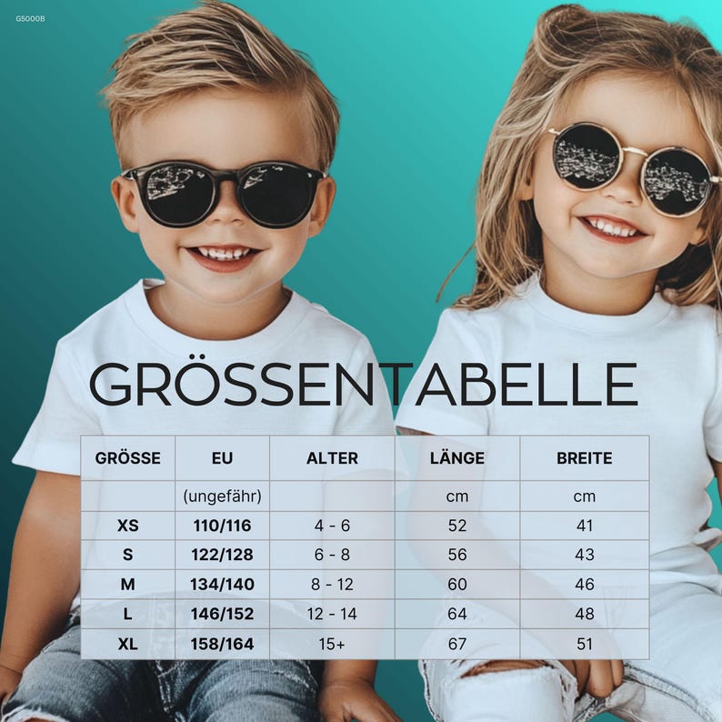Puede incluir: Una tabla de tallas titulada GR&Ouml;SSENTABELLE con columnas para talla, UE, edad, longitud en cm y anchura en cm. La tabla enumera las tallas de la XS a la XL con las medidas correspondientes para ni&ntilde;os de 4 a 15 a&ntilde;os o m&aacute;s sobre fondo azul.