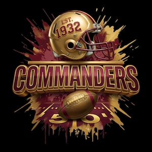 Puede incluir: Gráfico con un casco de fútbol americano dorado, máscara facial burdeos y el texto "EST. 1932". La palabra "COMMANDERS" está en letras burdeos en 3D. También se muestra un balón de fútbol y el número "510". El fondo es negro.