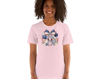 Camiseta macia com laço patriótico e conchas - Ideal para a praia - 4 de julho