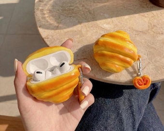 Croissant Airpod Case, 3D Pastry Bread Silicone Earphone Case, Cute Food Lover Novelty Gift, Kawaii Bakery Birthday Gift For Her Him