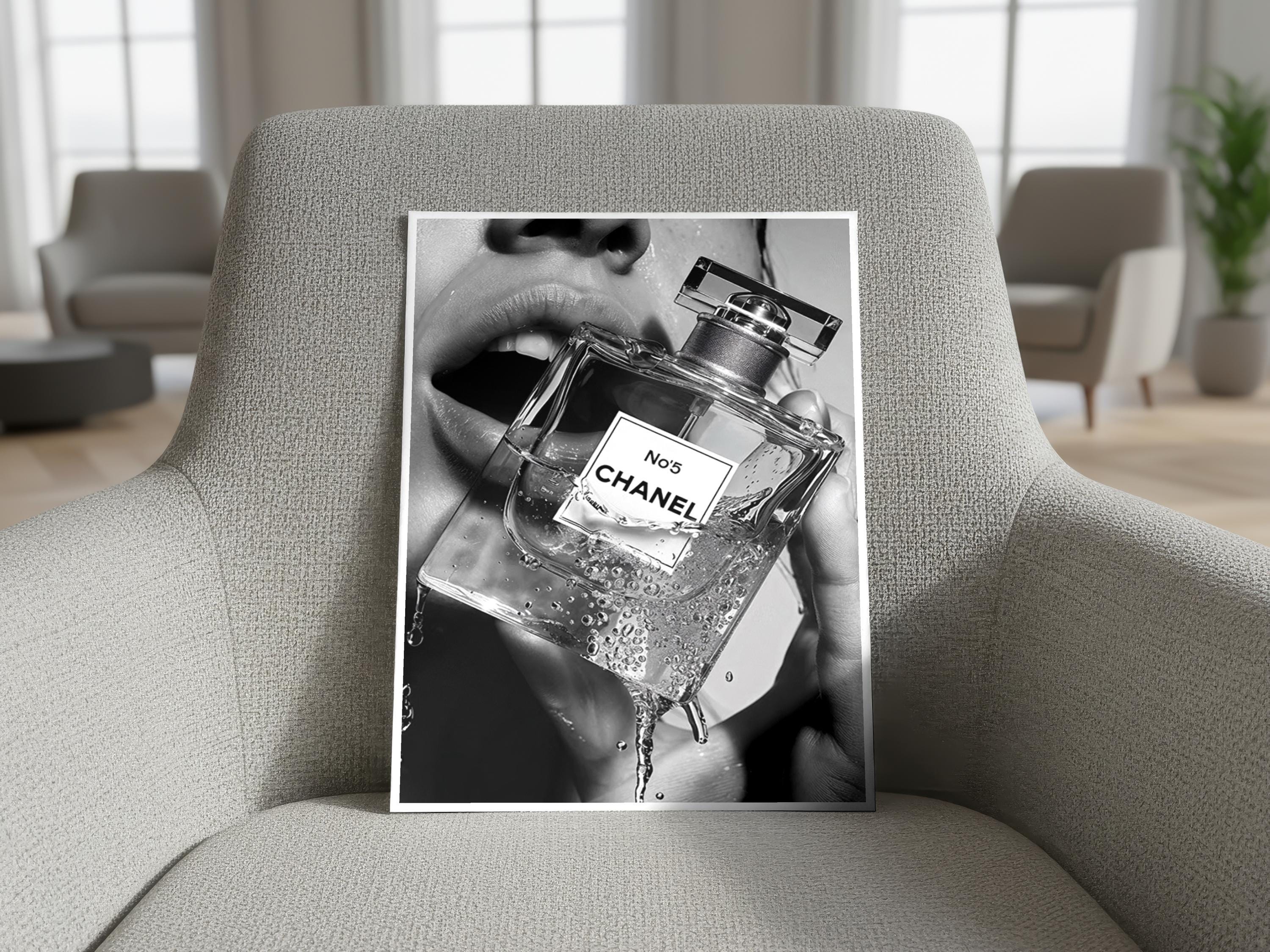 Chanel no5 art - Etsy 日本