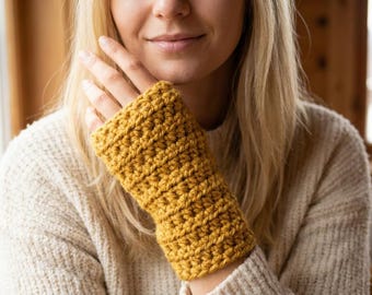 Crochet Wrist Warmers Pattern PDF – Easy Fingerless Gloves, Beginner Arm Warmers