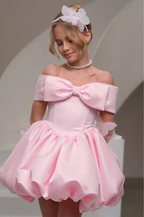light pink bubble dress Dark Green A Line Strapless Satin Bubble Hem Short Homecoming Dresses Pink / 0