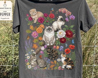 Floral Cat Shirt, Comfort Colors Retro 90s Kitten Graphic Tee, Vintage Botanical Cat Mummy Tshirt, Aesthetic Wildflower Pet Lover Top